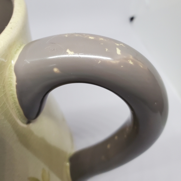 burton + BURTON Floral & Butterfly Water Pitcher - Picture 6 of 10